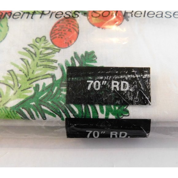 Sunweave Celebration Poinsettia Tablecloth 70 inch Round Permanent Press - Picture 5 of 5